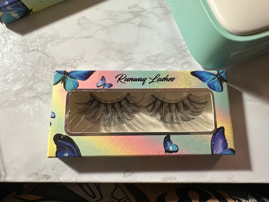 Runway Lashes